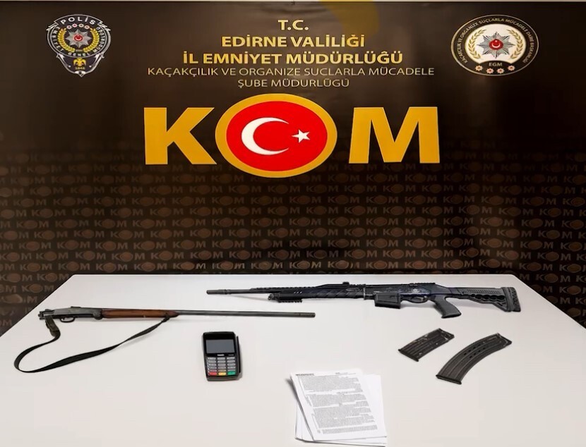 EDİRNE'NİN İPSALA İLÇESİNDE TEFECİLİK OPERASYONUNDA 1 ŞÜPHELİ TUTUKLANDI, 2 KİŞİ ADLİ KONTROLLE...