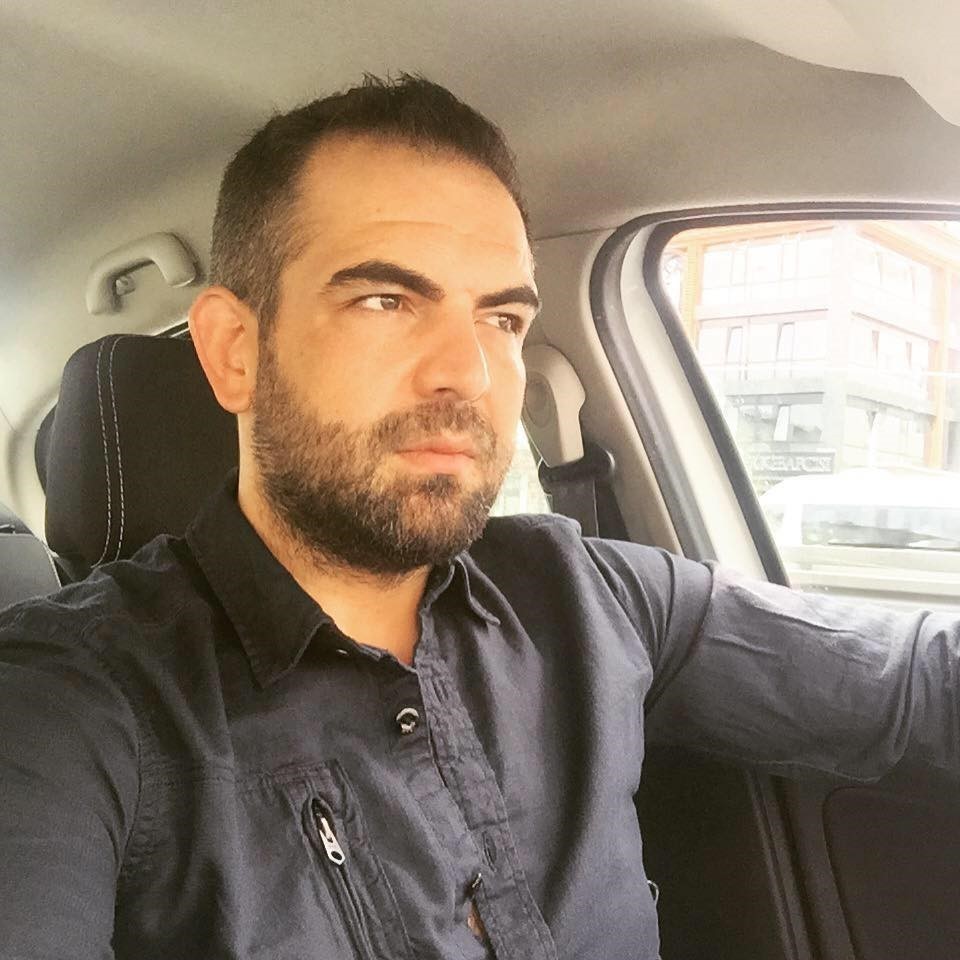 EDİRNE’NİN KEŞAN İLÇESİNDE, 44 YAŞINDAKİ İŞ ADAMI UĞUR SELVİ, YAŞADIĞI EVİNDE HAYATINI KAYBETMİŞ...