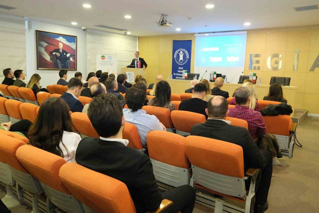 EGİAD, ÜYELERİNİN ULUSLARARASI PAZARLARA ERİŞİMİNİ GÜÇLENDİRMEK VE DIŞ TİCARET KAPASİTESİNİ...