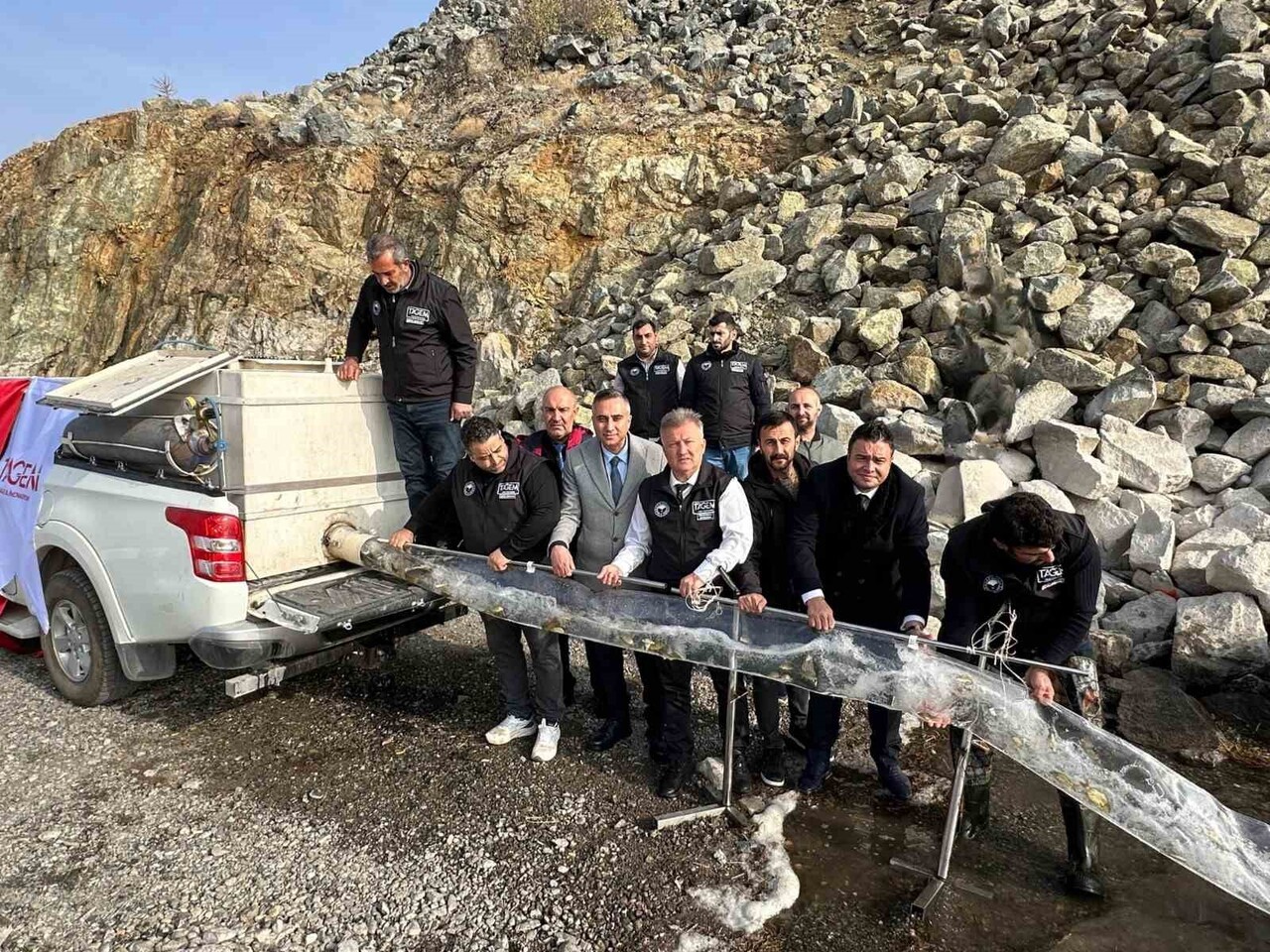 ELAZIĞ’DA SU ÜRÜNLERİ ARAŞTIRMA ENSTİTÜSÜ MÜDÜRLÜĞÜ TARAFINDAN KARAKAYA BARAJ GÖLÜ’NE 420 BİN...