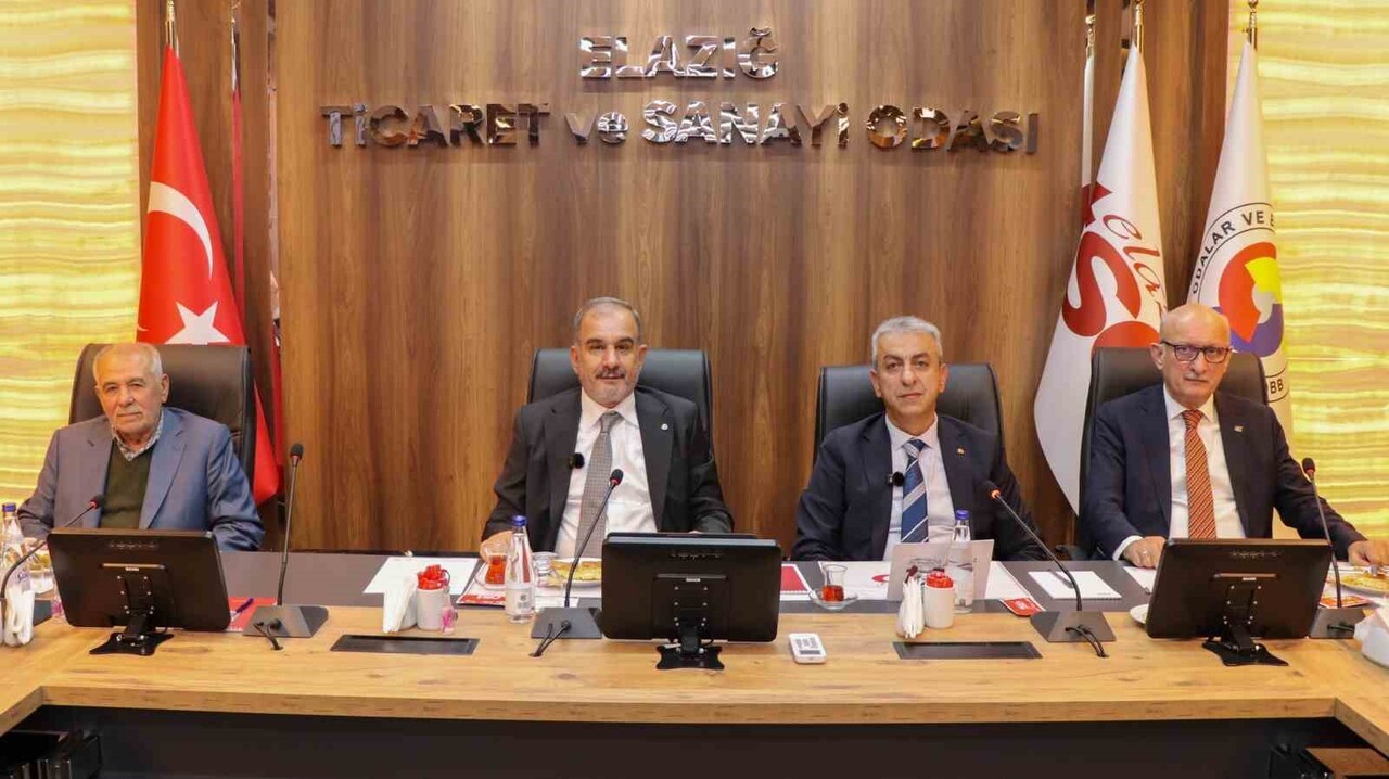ELAZIĞ TİCARET VE SANAYİ ODASI (ELAZIĞ TSO)  KASIM AYI MECLİS TOPLANTISINDA BİR ARAYA GELDİ