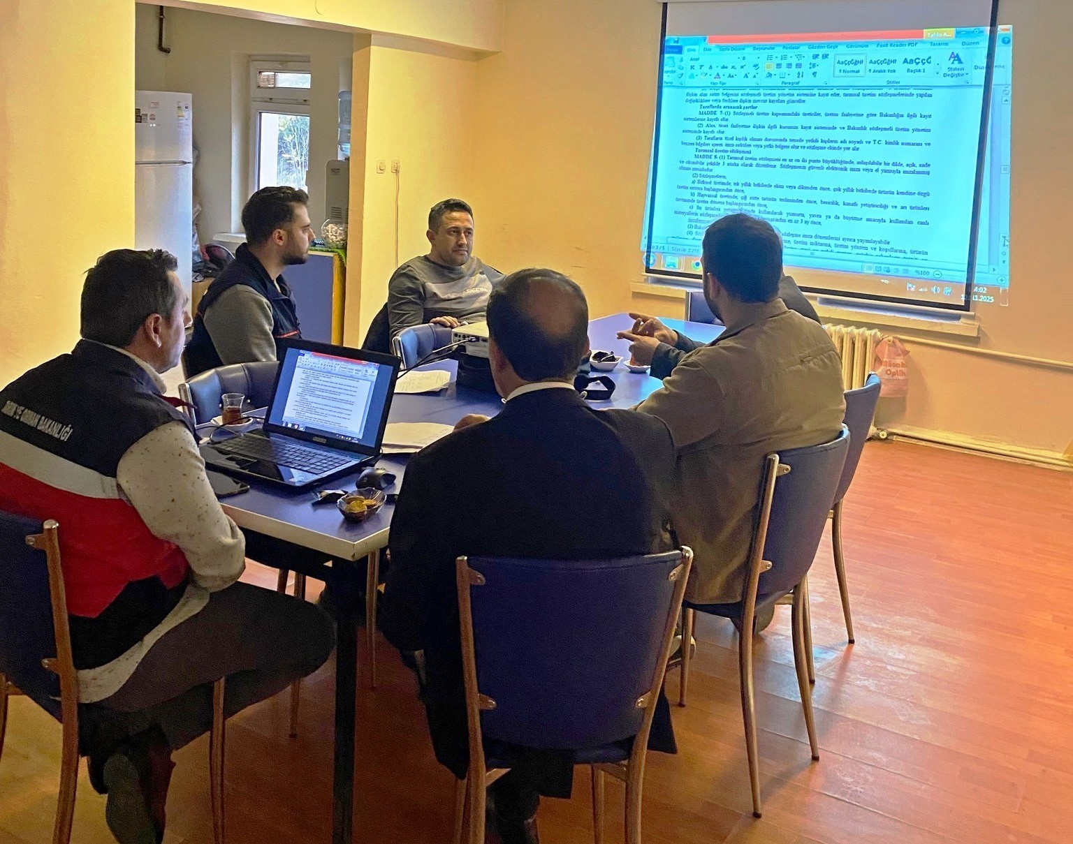 EMET’TE "SÜT KALİTESİ VE HİJYEN" KONULU EĞİTİM DÜZENLENDİ