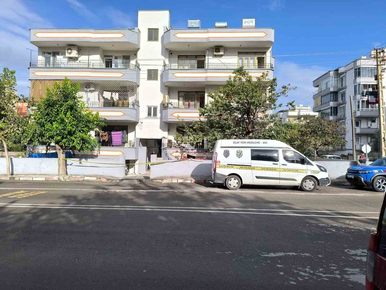 EMNİYET GENEL MÜDÜRLÜĞÜ, HATAY’IN DÖRTYOL İLÇESİNDE DEAŞ TERÖR ÖRGÜTÜ ŞÜPHELİLERİNE YÖNELİK...