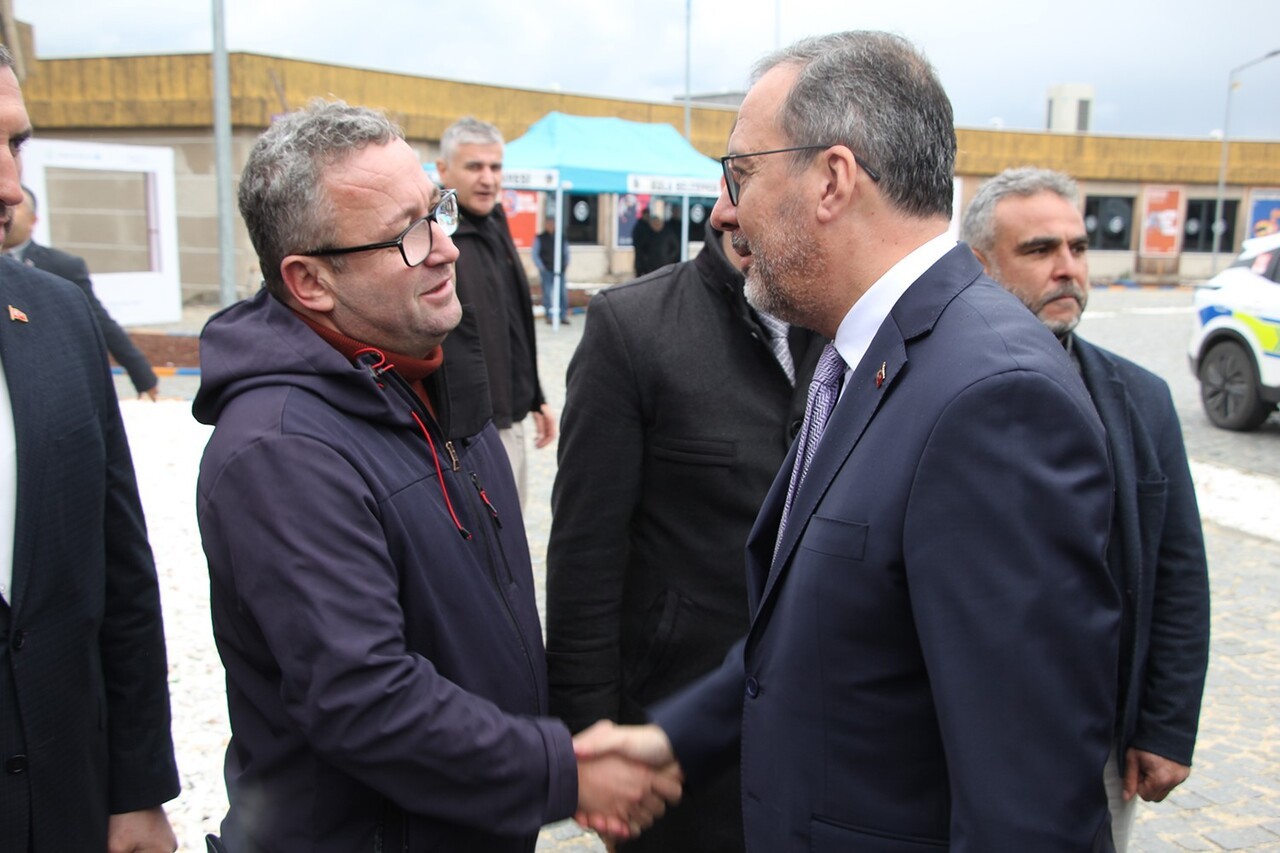 ENGELLİ BİREYLERİN TOPLUMSAL YAŞAMA KATILIMINI GÜÇLENDİRMEK AMACIYLA ÇALIŞMALARINI SÜRDÜREN TBMM...