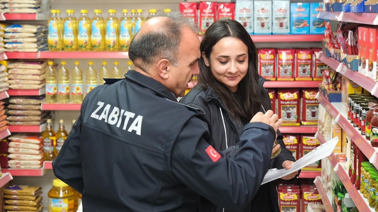 ERZİNCAN'DA ZABITA EKİPLERİNDEN 190 İŞLETMEYE KAPSAMLI DENETİM