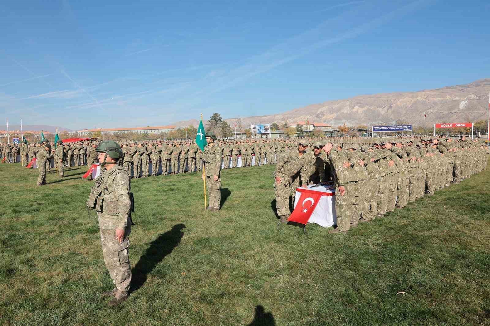 ERZİNCAN’DA BEDELLİ ERLER YEMİN ETTİ