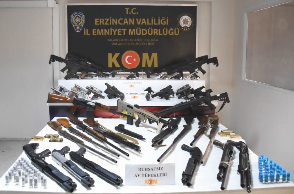 ERZİNCAN EMNİYET MÜDÜRLÜĞÜ TARAFINDAN, REFAHİYE CUMHURİYET BAŞSAVCILIĞI KOORDİNESİNDE YÜRÜTÜLEN...