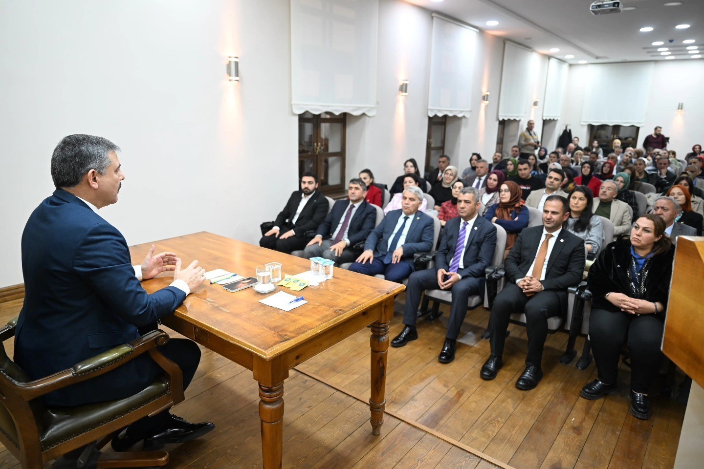 ERZURUM'DAKİ GÖREVİNDE 25. AYINI VE MESLEKTE 28. YILINI DOLDURAN VALİ MUSTAFA ÇİFTÇİ...