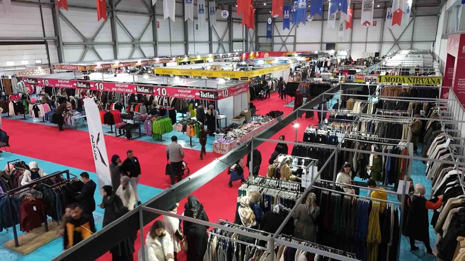 ERZURUM BÜYÜKŞEHİR BELEDİYESİ KENTİN EKONOMİSİNİ GÜÇLENDİRMEYE DEVAM EDİYOR. BU KAPSAMDA RECEP...