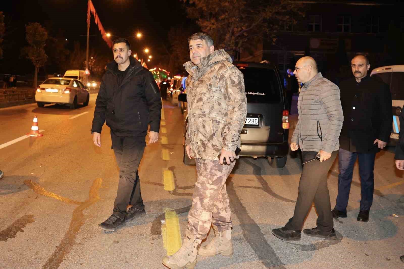 ERZURUM’DA POLİS GÜN İÇİNDE 91 EKİP VE BİN 553 PERSONELLE YAPTIĞI UYGULAMADA 4 BİN 331 ŞAHSI...