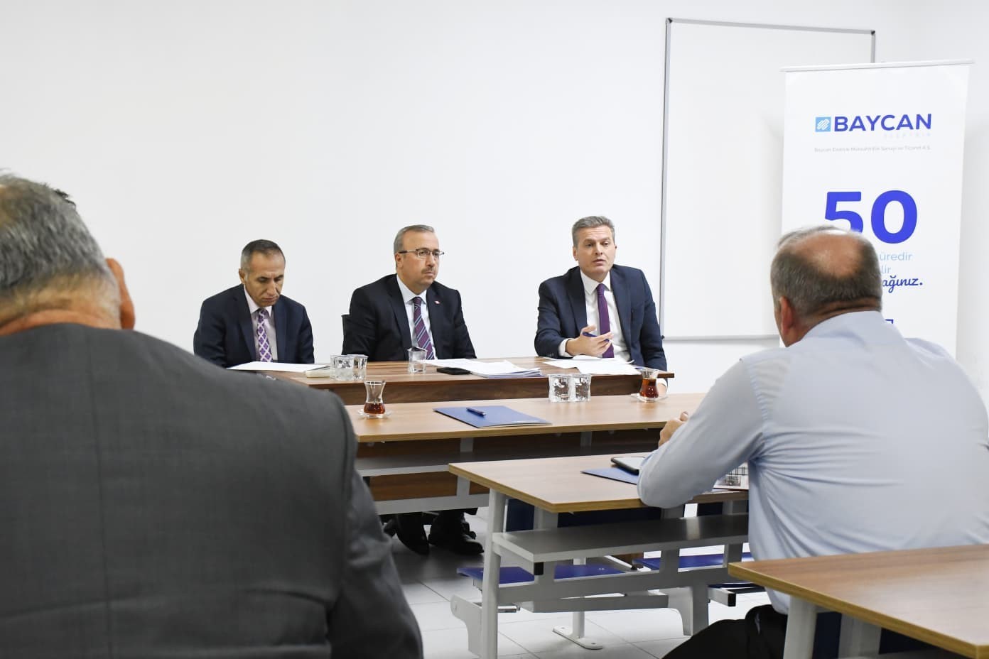 ESKİŞEHİR’DE ÖZEL MESLEKİ VE TEKNİK ANADOLU LİSELERİNİN MÜDÜRLERİYLE AYLIK DEĞERLENDİRME...