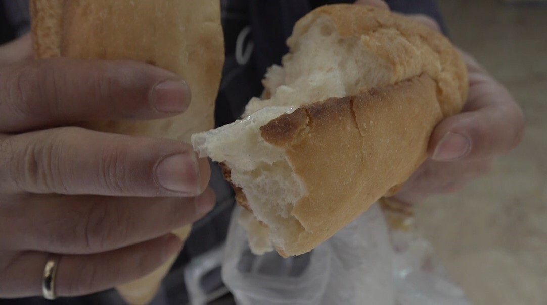 ESKİŞEHİR İL TARIM VE ORMAN MÜDÜRLÜĞÜ'NCE İÇİNDEN POŞET ÇIKAN EKMEĞİ ÜRETEN FIRINDA YAPILAN...