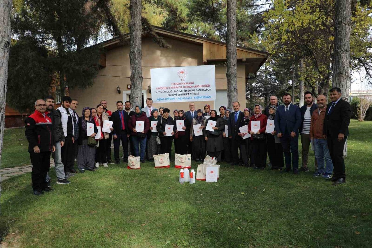 ESKİŞEHİR İL TARIM VE ORMAN MÜDÜRLÜĞÜ, HAYVAN SAĞLIĞI, YETİŞTİRİCİLİĞİ VE SU ÜRÜNLERİ ŞUBESİ...