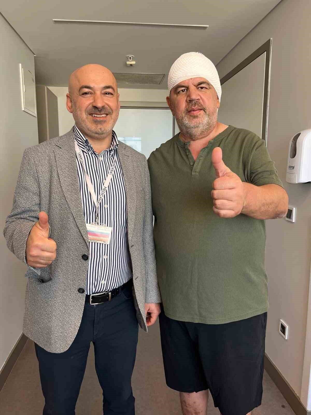 EYÜP EDİN, MEDİCANA SAĞLIK GRUBU BEYİN VE SİNİR CERRAHİSİ BÖLÜMÜ’NDEN PROF. DR. ÖZHAN MERZUK...