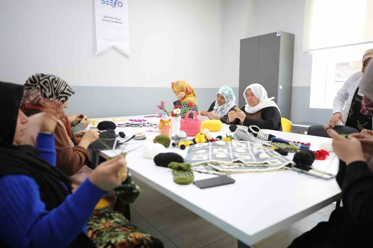 EYYÜBİYE’DE KADINLAR ALDIKLARI EĞİTİMLE HAYALLERİNE ULAŞIYOR