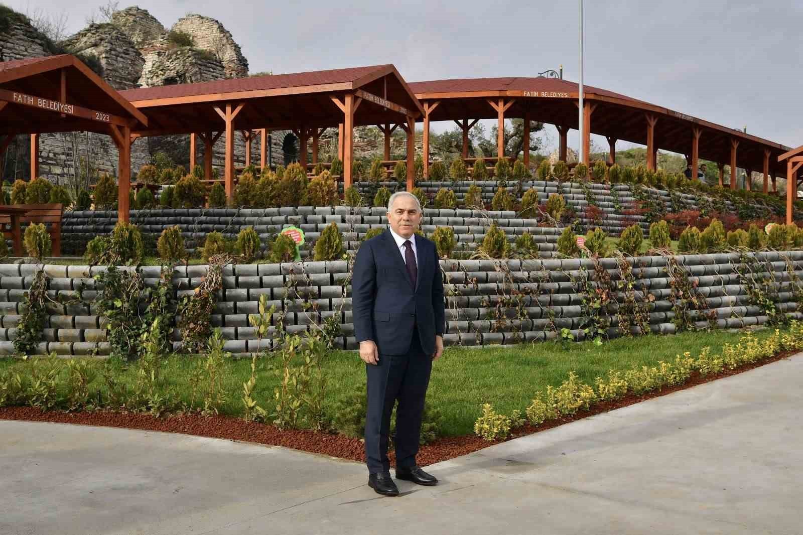 FATİH BELEDİYE BAŞKANI M. ERGÜN TURAN