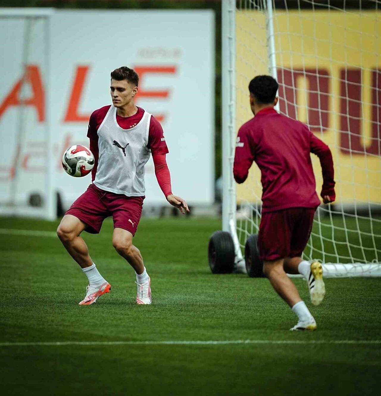 GALATASARAY, TRENDYOL SÜPER LİG’İN 14. HAFTASINDA FENERBAHÇE İLE DEPLASMANDA OYNAYACAĞI DERBİNİN...