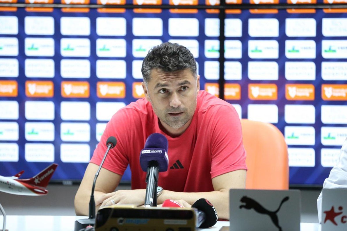 GAZİANTEP FK TEKNİK DİREKTÖRÜ BURAK YILMAZ, CORENDON ALANYASPOR İLE OYNANAN MAÇININ ARDINDAN ‘’...