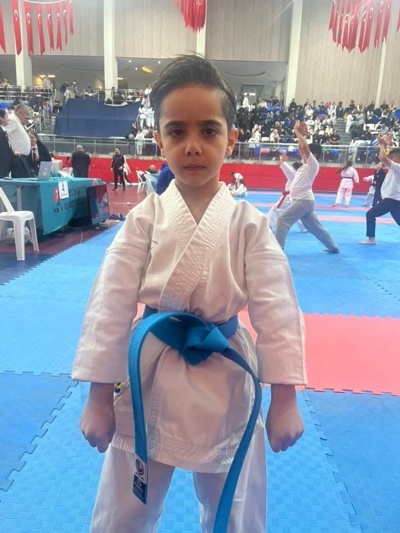 GAZİOSMANPAŞA BELEDİYESİ SPOR KULÜBÜ SPORCUSU KAAN AYAZ TAC, SPOR TOTO TÜRKİYE YILDIZLAR LİGİ KATA...