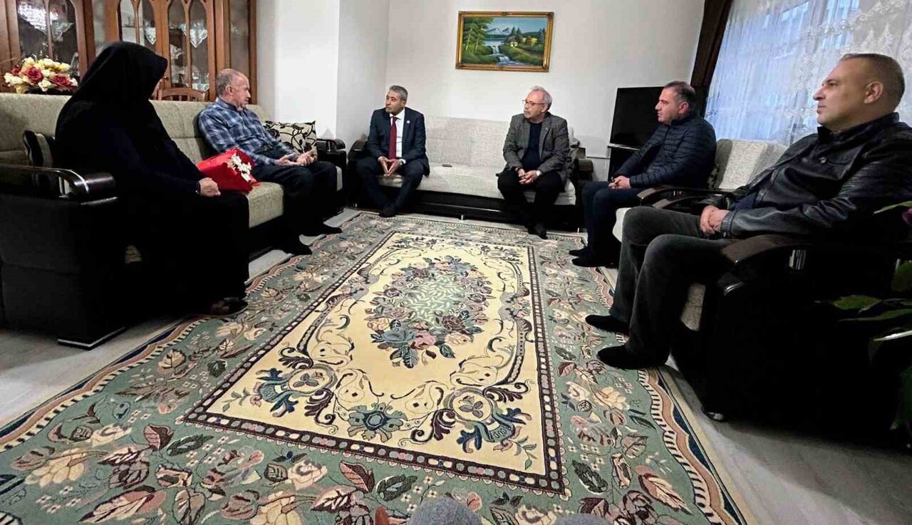 GÜRCİSTAN-AZERBAYCAN SINIRINDA DÜŞEN ASKERİ KARGO UÇAĞINDA ŞEHİT OLAN HAVA PİLOTU BİNBAŞI SERDAR...