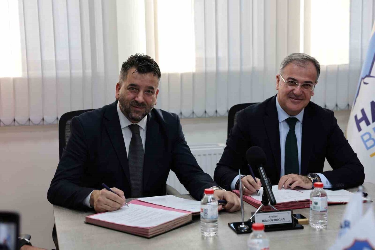 HACILAR BELEDİYESİ İLE BOSNA-HERSEK'İN HADŽİĆİ BELEDİYESİ ARASINDA 10 YILDIR DEVAM EDEN KARDEŞ...