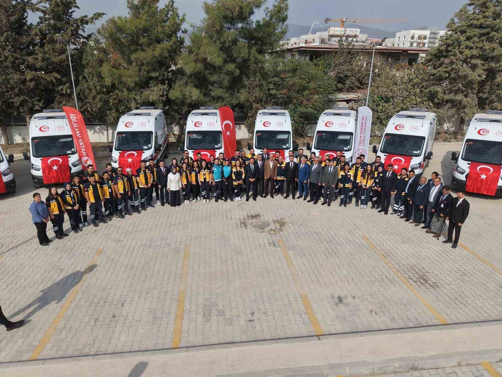 HATAY’DA İL SAĞLIK MÜDÜRLÜĞÜ BÜNYESİNDE GÖREVLENDİREN 12 YENİ AMBULANS VALİ MUSTAFA MASASTLI’NIN...