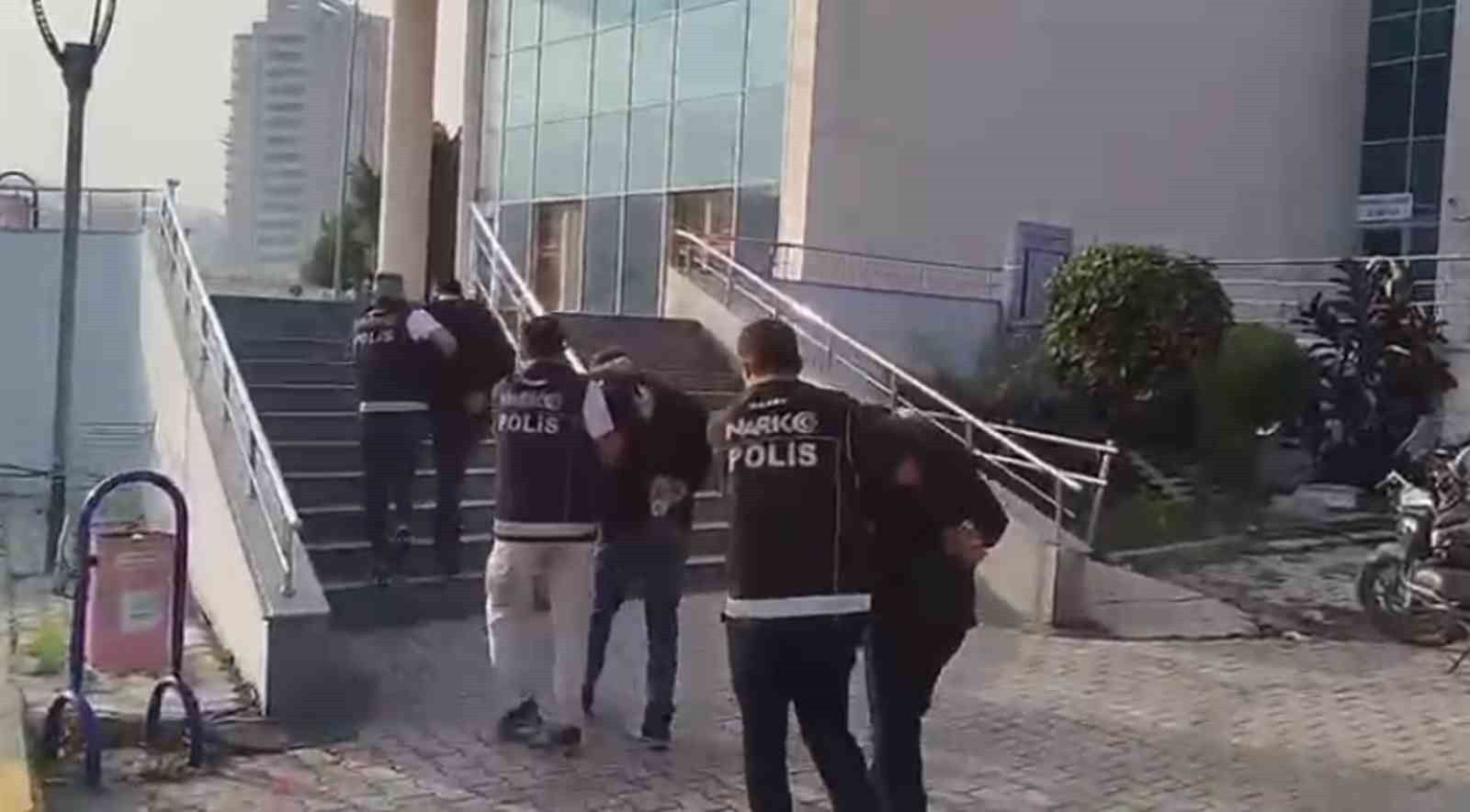 HATAY’DA KOKAİN OPERASYONU; 3 TUTUKLAMA