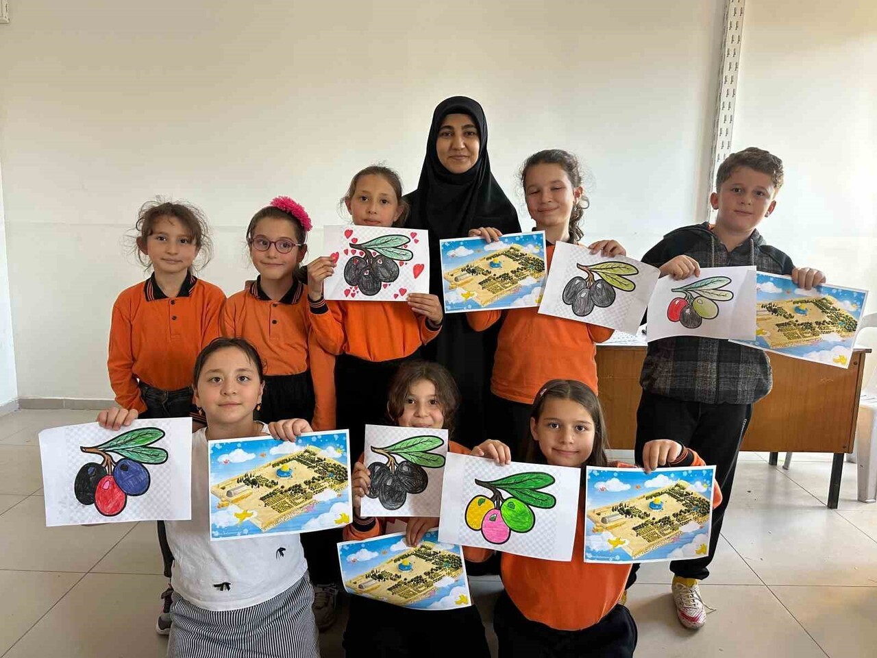 HİSARCIK’TA "HEPİMİZ BİRAZ MESCİD-İ AKSALIYIZ" İSİMLİ ANNE-ÇOCUK ATÖLYESİ...