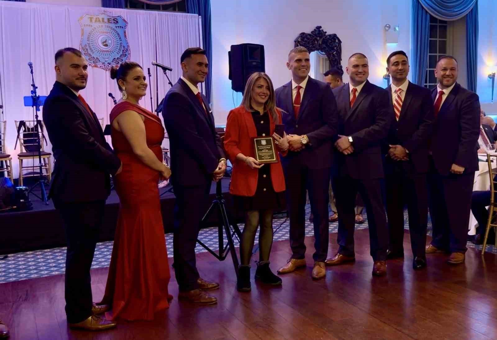 İHLAS HABER AJANSI (İHA) ABD MUHABİRİ DİLEK KAYA, TÜRK KÖKENLİ POLİSLERİN KURDUĞU TÜRK AMERİKAN...