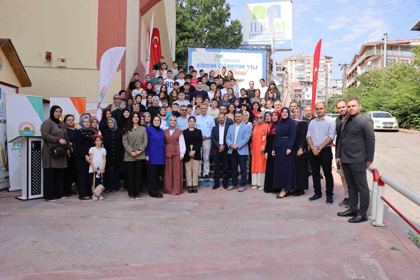 İLKADIM BELEDİYESİ KÜLTÜR VE SOSYAL İŞLER MÜDÜRLÜĞÜ’NE BAĞLI İLKADIM EĞİTİM VE ETÜT MERKEZİ’NDE...