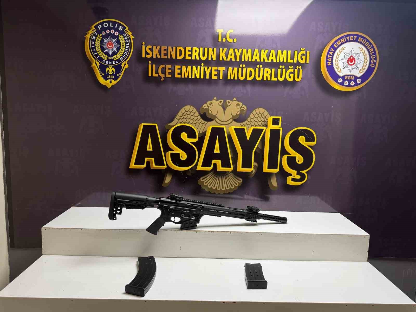 İSKENDERUN’DA ARANAN 2 ŞAHIS YAKALANDI