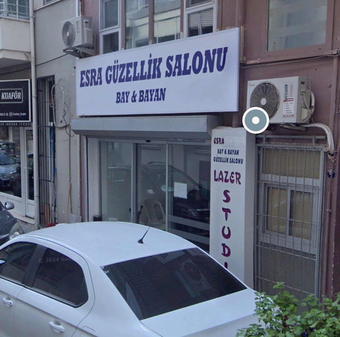 İZMİR’DE BİR GÜZELLİK SALONU SAHİBİNİN, MÜŞTERİLERDEN VE ÇEVREDEKİ ESNAFTAN PARA TOPLAYARAK...