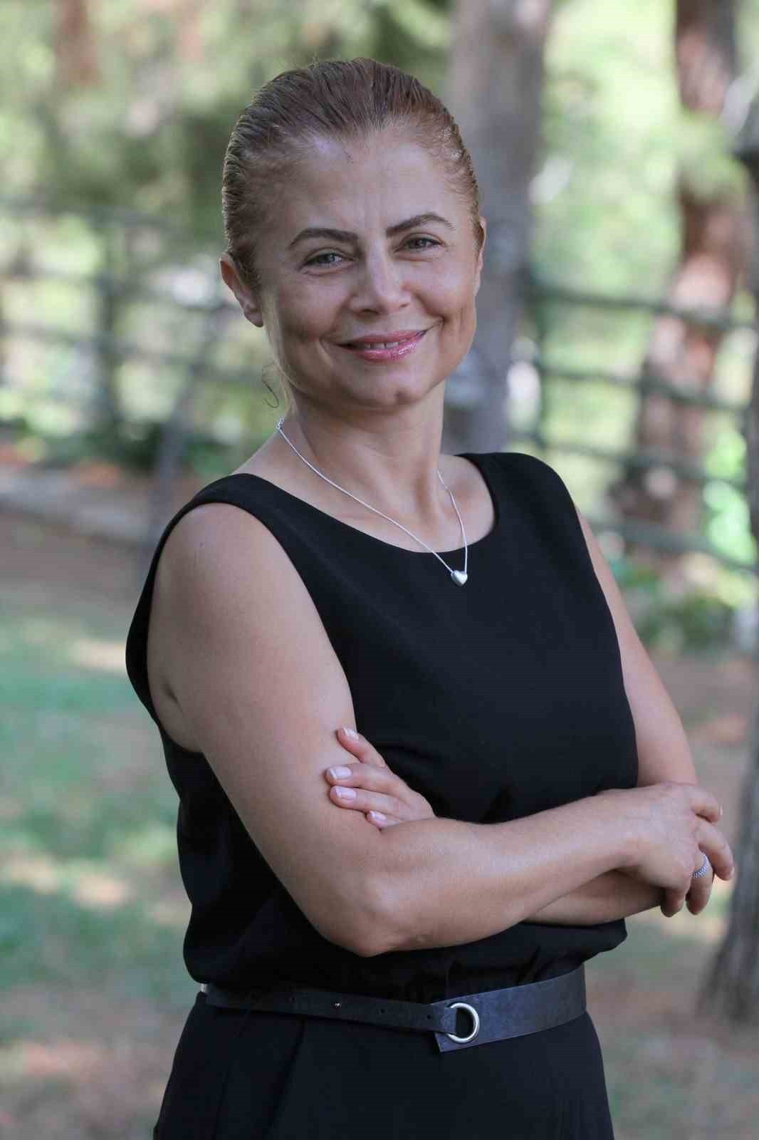 İZMİR EKONOMİ ÜNİVERSİTESİ (İEÜ) GIDA MÜHENDİSLİĞİ BÖLÜM BAŞKANI PROF. DR. NAZAN TURHAN...
