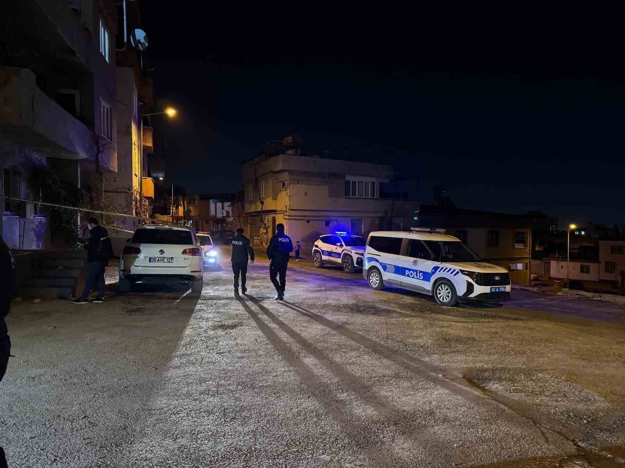 KAHRAMANMARAŞ'TA ÇIKAN SİLAHLI KAVGADA YEĞEN AMCASINI SİLAHLA VURDU