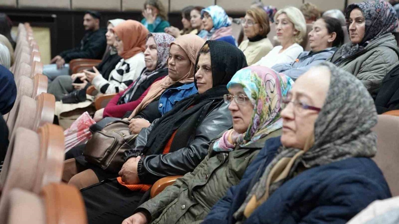 KARABÜK ÜNİVERSİTESİ KADIN ÇALIŞMALARI UYGULAMA VE ARAŞTIRMA MERKEZİ İLE KARABÜK AİLE VE SOSYAL...