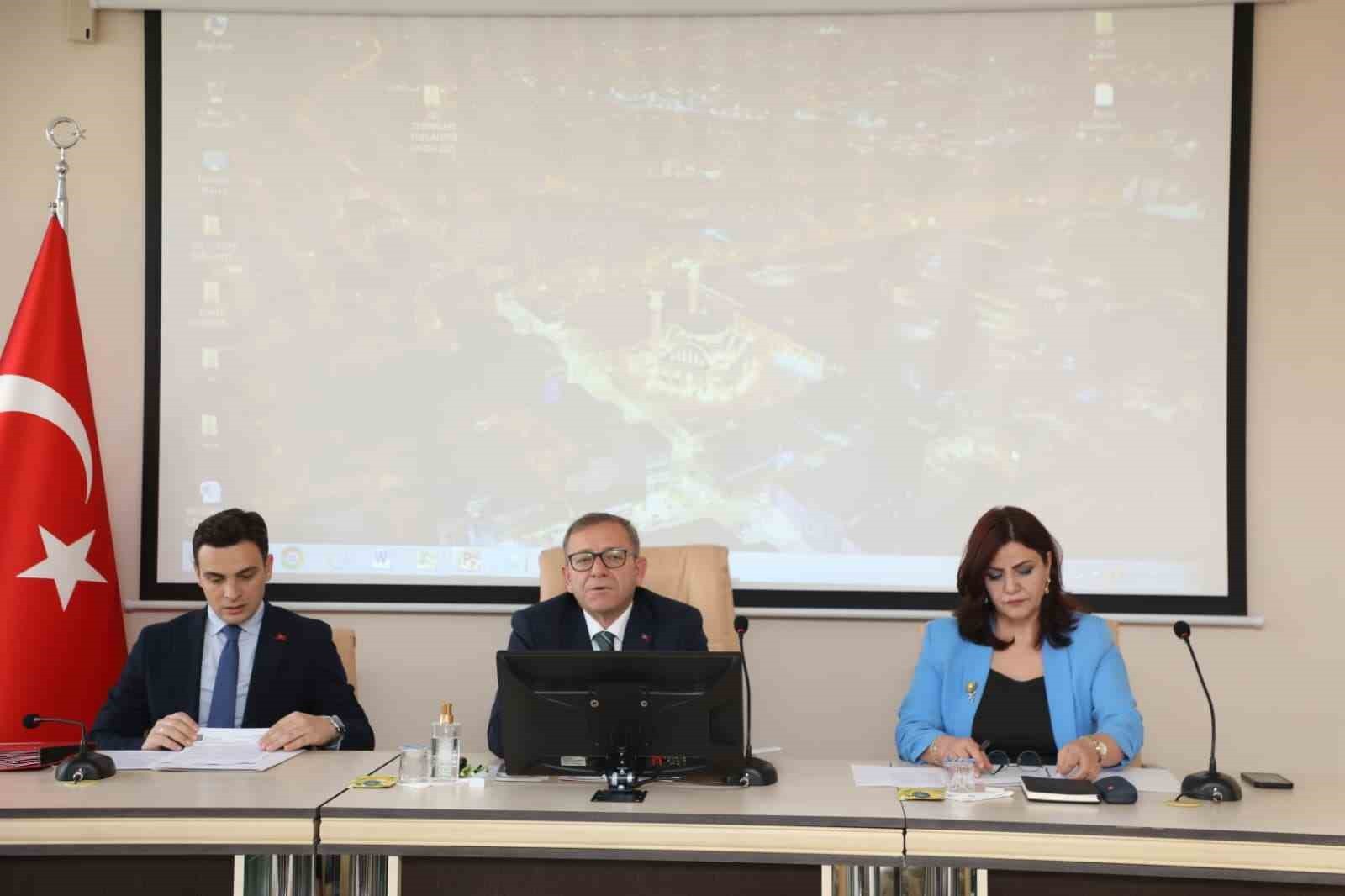 KARS’TA KIŞ TEDBİRLERİ MASAYA YATIRILDI(KARS-İHA)