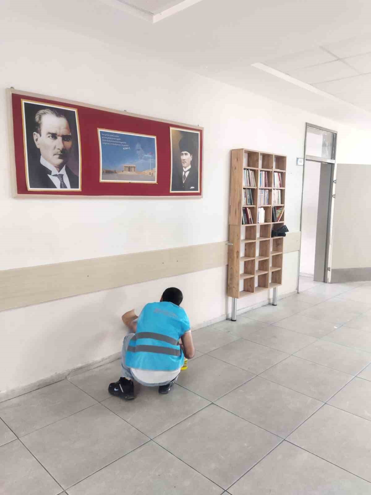 KARŞIYAKA DENETİMLİ SERBESTLİK MÜDÜRLÜĞÜ TARAFINDAN YÜRÜTÜLEN KAMU HİZMETİ ÇALIŞMALARI, ARA TATİL...