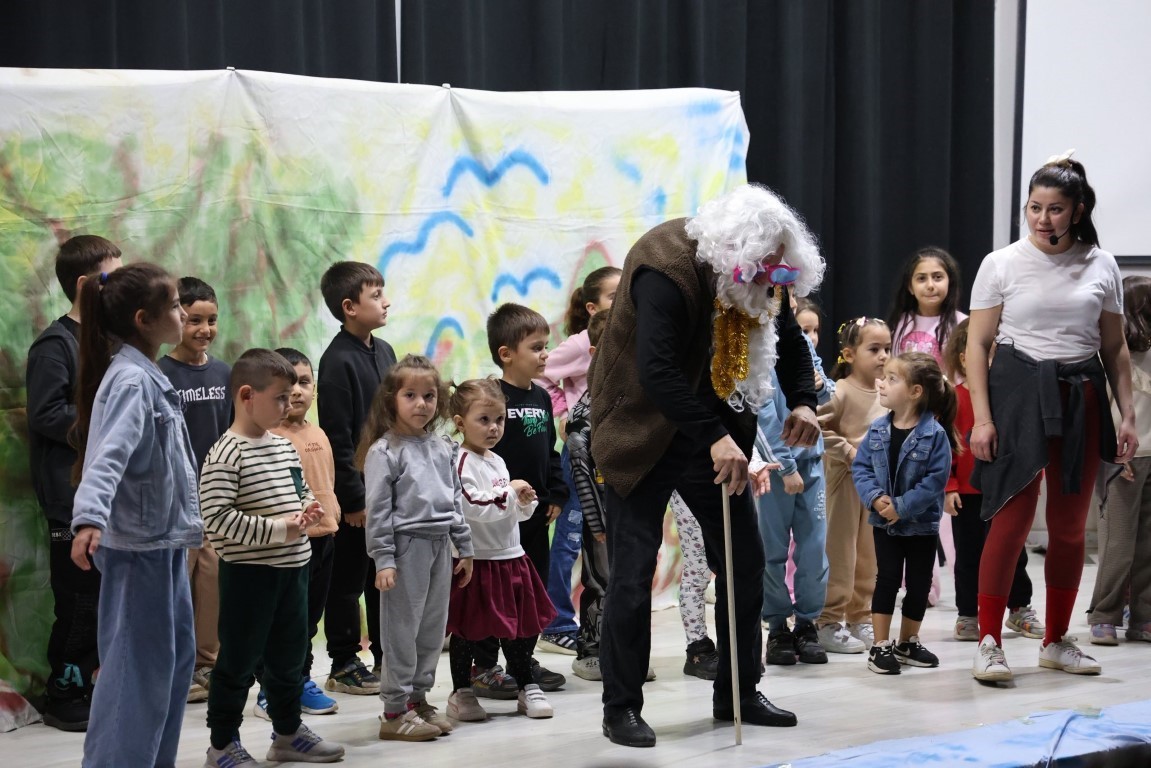 KARTEPE BELEDİYESİ, KÜLTÜR VE SANAT ETKİNLİKLERİ KAPSAMINDA YETİŞKİNLER VE ÇOCUKLAR İÇİN İKİ AYRI...
