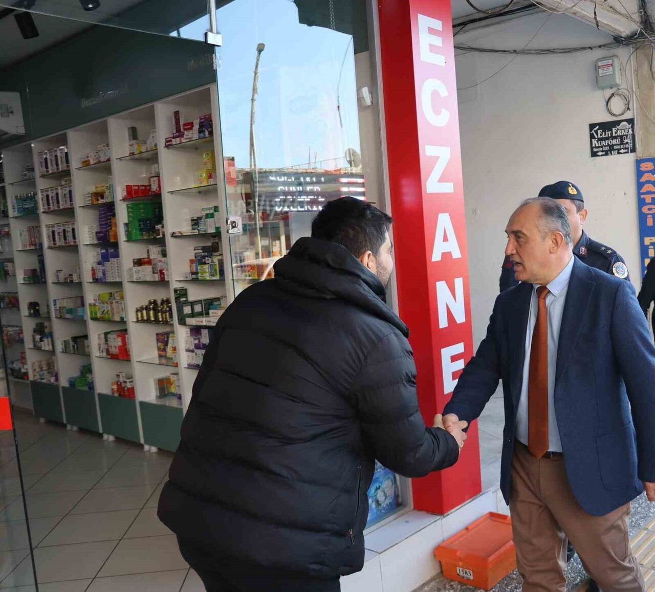 KAYMAKAM İLHAN, ESNAFLARIN TALEPLERİNİ DİNLEDİ