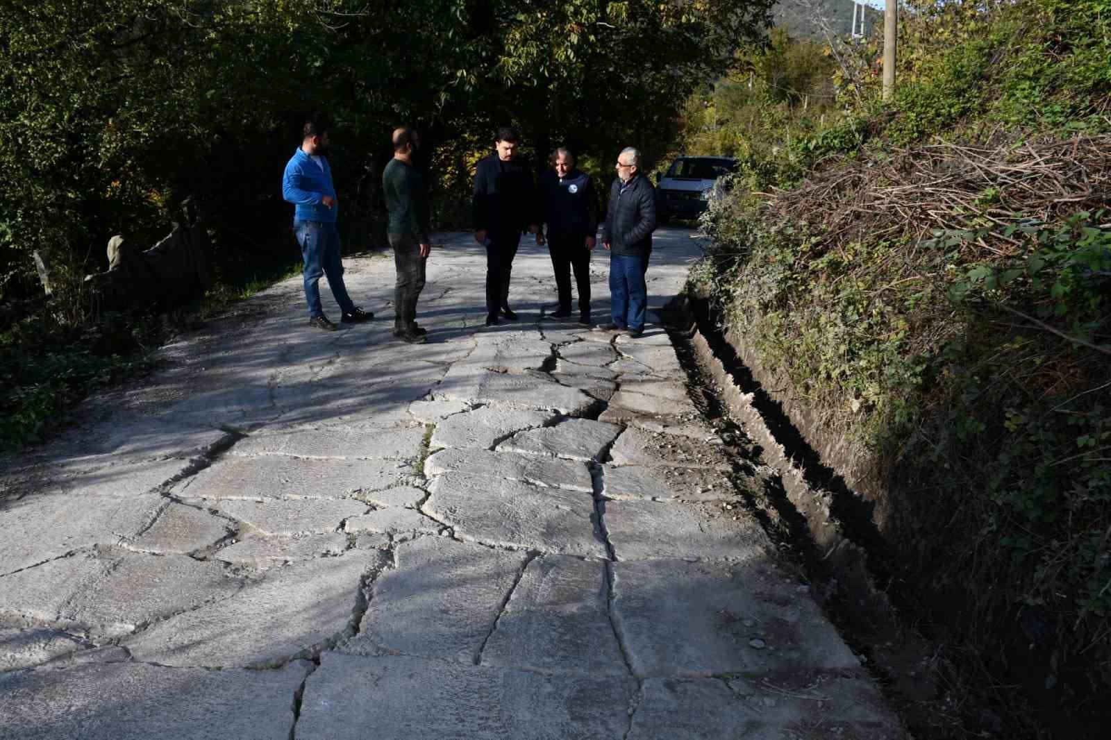 KAYMAKAM KANDEMİR, KÖY ZİYARETLERİNDE VATANDAŞLARLA BULUŞTU TÜRKELİ KAYMAKAMI MUHAMMED CEZMİ...