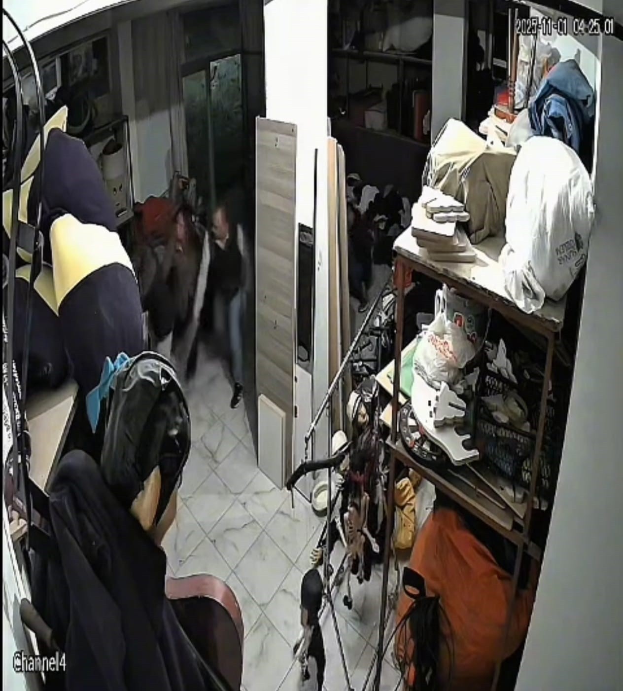 KAYSERİ'DE KUKLA SANATÇISI VE SOSYAL MEDYA FENOMENİ ADEM OCAKTAN, KARDEŞİ VE OĞLU, İDDİAYA GÖRE...