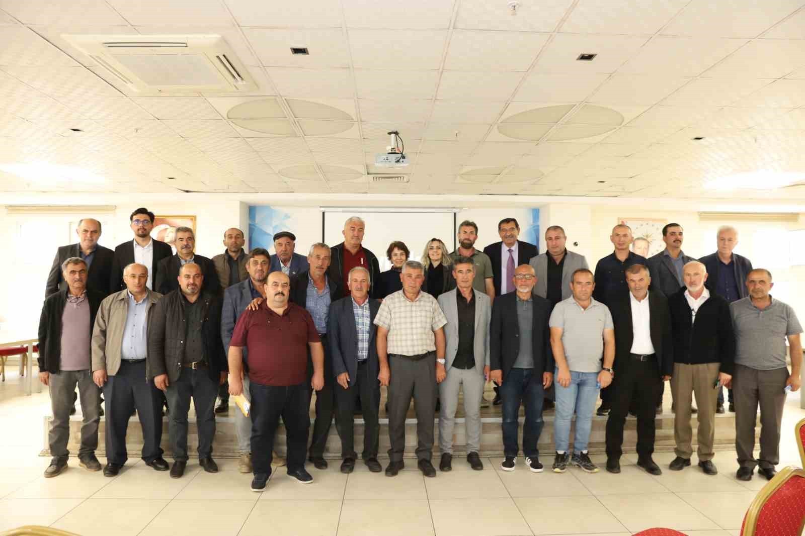 KAYSERİ BÜYÜKŞEHİR BELEDİYESİ; MUHTAR BİLGİ SİSTEMİ’Nİ (MUBİS) 12 İLÇEDE DÜZENLEDİĞİ TANITIM...