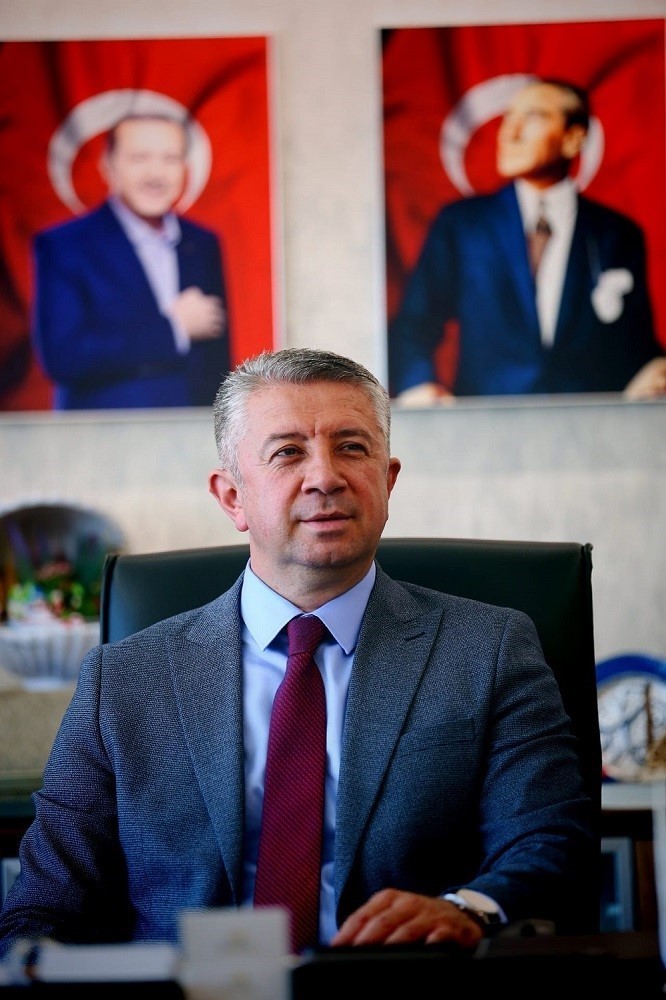 KAYSERİ MOBİLYACILAR ODASI VE KUMSMALL AVM YÖNETİM KURULU BAŞKANI ERCAN SARIKAYA; SON AYLARDA...