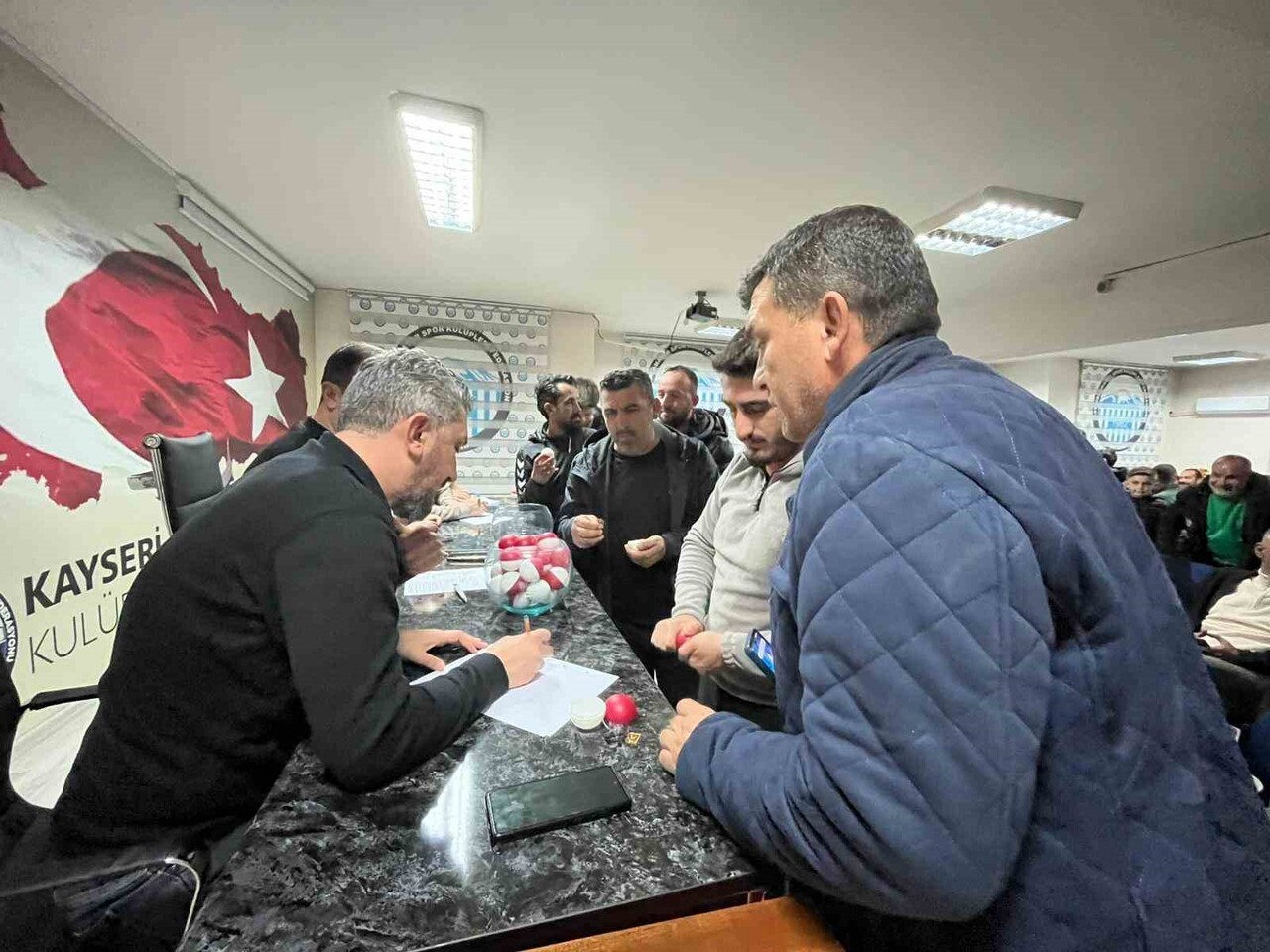 KAYSERİ U14 LİGİ 2025-2026 SEZONU FİKSTÜR ÇEKİMİ YAPILDI. SEZONDA 4 GRUPTA 35 TAKIM MÜCADELE...