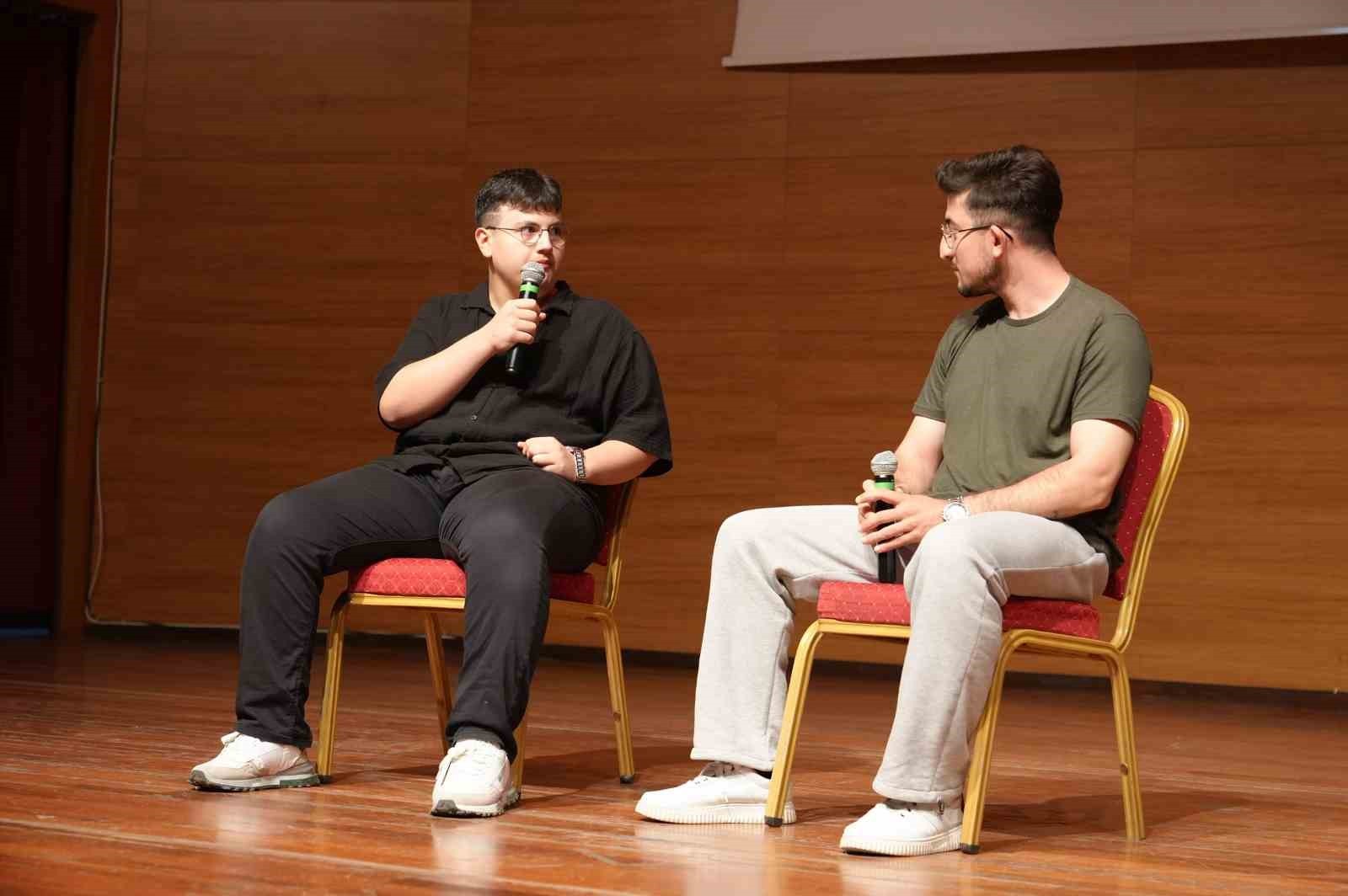 KEÇİÖREN BELEDİYESİ BÜNYESİNDE KURULAN ŞEHİR TİYATROSU İÇİN GERÇEKLEŞTİRİLEN OYUNCU SEÇMELERİ...