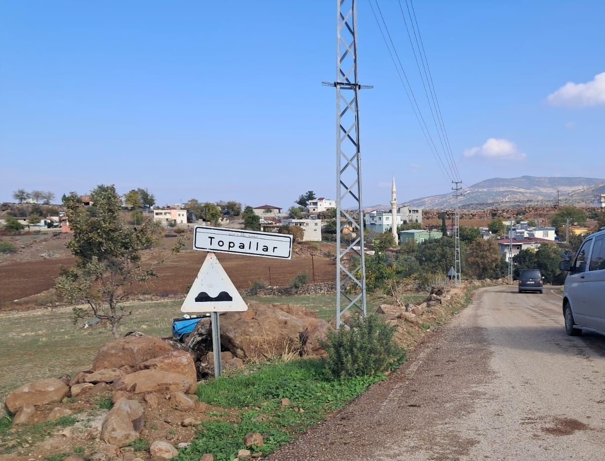 KİLİS'TE BİR KİŞİNİN SİLAHLA ÖLDÜRÜLMESİYLE İLGİLİ GÖZALTINA ALINAN KARI KOCA...