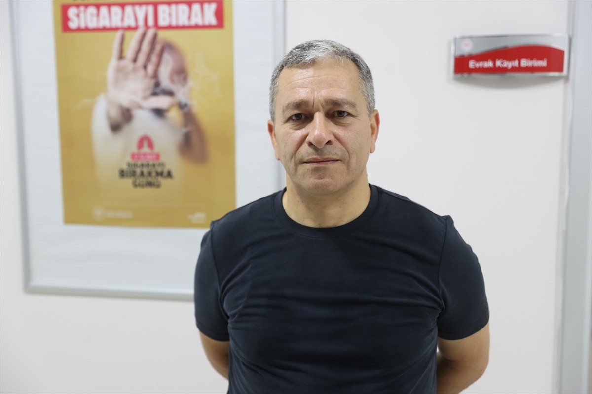 Kırklareli'nde 30 yıl boyunca sigara kullanan Vedat Balta, Sağlıklı Hayat Merkezinden aldığı...