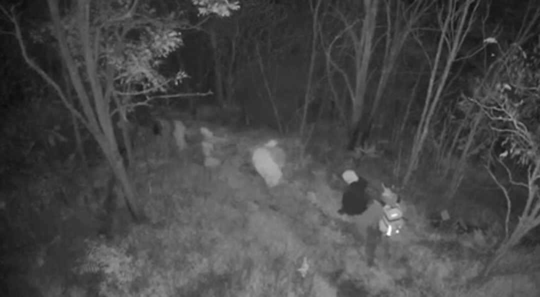 KIRKLARELİ’NDE FETÖ TERÖR ÖRGÜTÜNE YÖNELİK DÜZENLENEN OPERASYONDA YURT DIŞINA KAÇMAYA ÇALIŞAN ALTI...