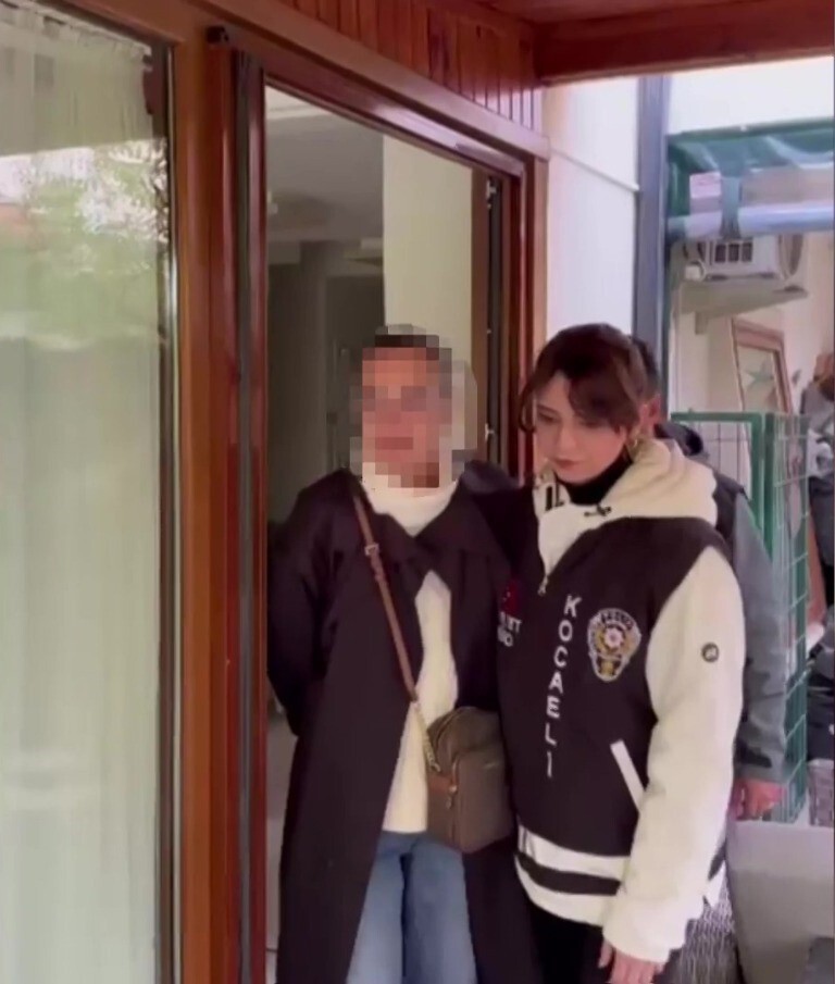 KOCAELİ'DE 2007 YILINDA ÇÖP KONTEYNERİNE GÖBEK BAĞIYLA ÖLDÜRÜLMÜŞ HALDE ATILAN BEBEK CİNAYETİNE...