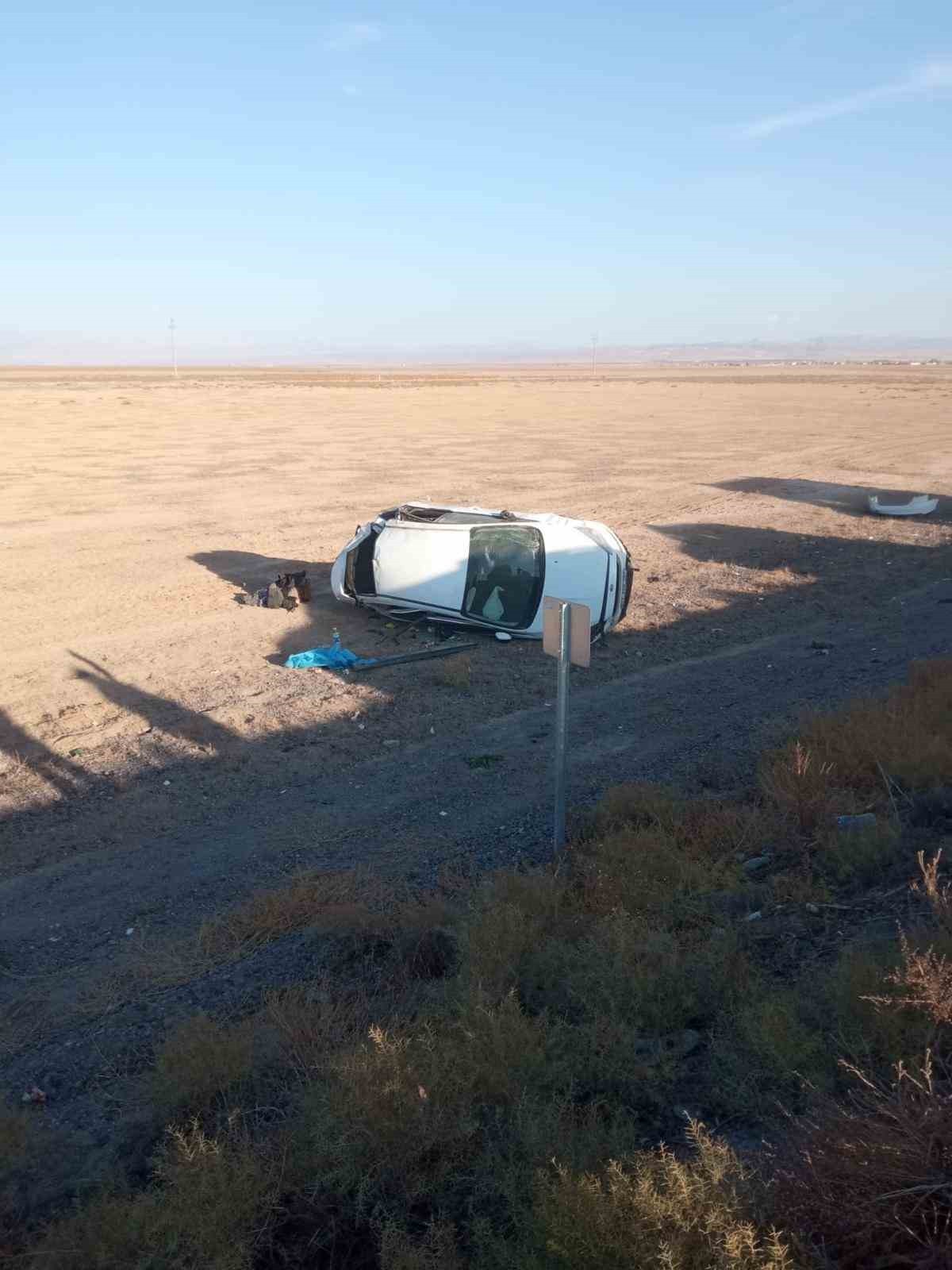 KONYA’NIN EREĞLİ İLÇESİNDE KONTROLDEN ÇIKAN OTOMOBİLİN TAKLA ATMASI SONUCU 1’İ ÇOCUK 6 KİŞİ...